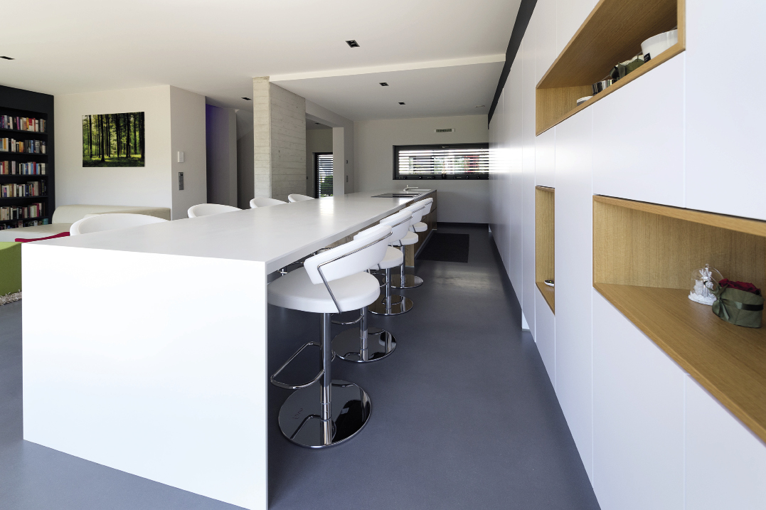 3 Maisons en bande à Strassen. Flexibilité et transversalité de l’espace, jeu de matériaux. planetplus ARCHITECTES ET URBANISTES