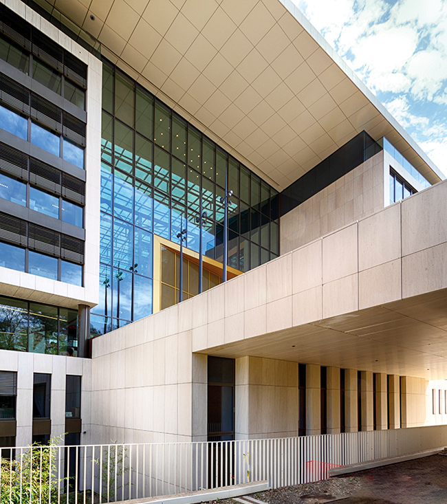 Siège International FERREROGiorgetti, BEST, Betic, Lonsdale Architectes Perry WEBER & Associés S.A.